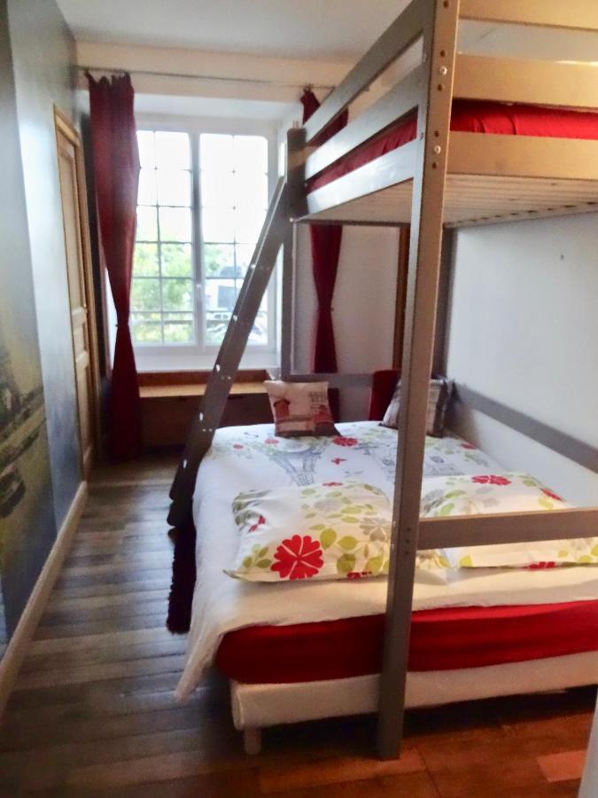 Bed and Breakfast Manoir De La Grand'Cour Soulgé-sur-ouette Exterior foto