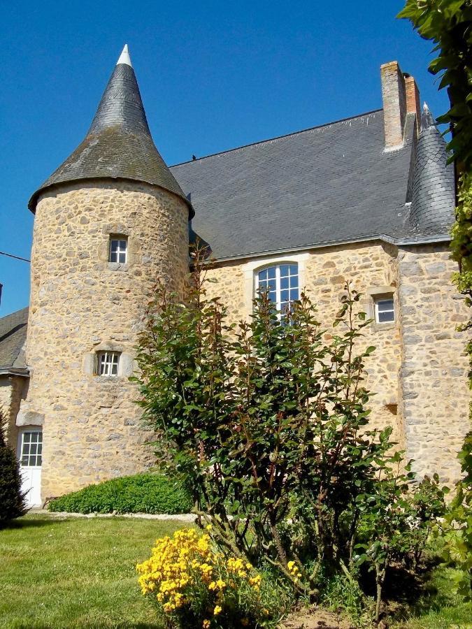 Bed and Breakfast Manoir De La Grand'Cour Soulgé-sur-ouette Exterior foto